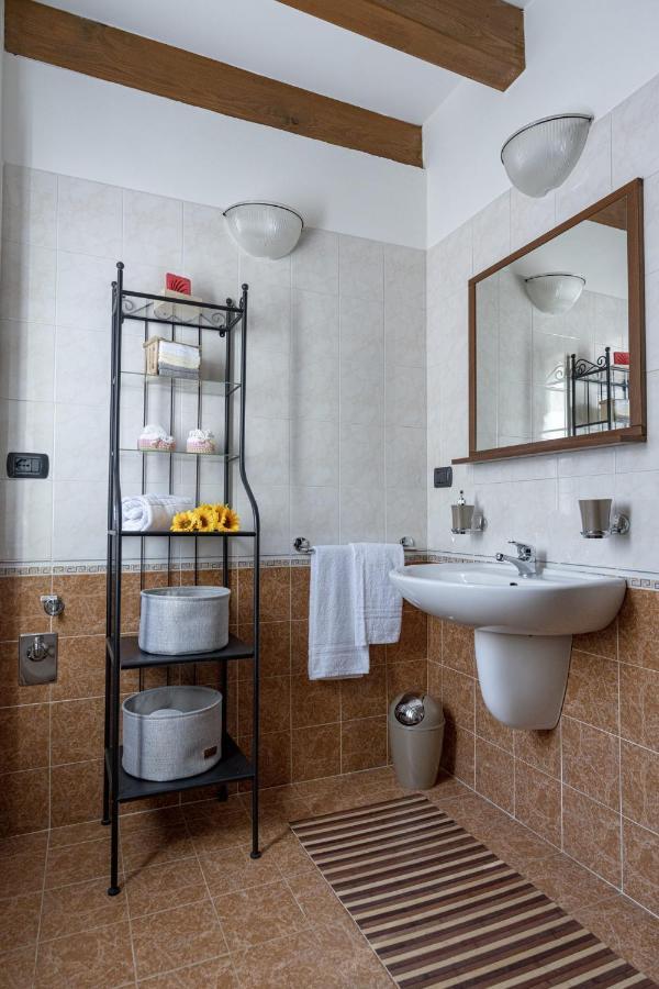Apartmán Da Perry Morbegno Exteriér fotografie